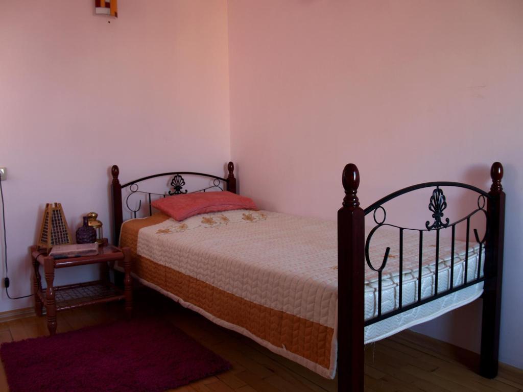 Three Jugs B&B Jrvezh Quarto foto